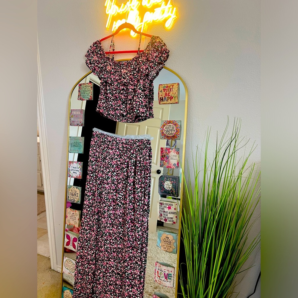 Beautiful Two Piece Outfit